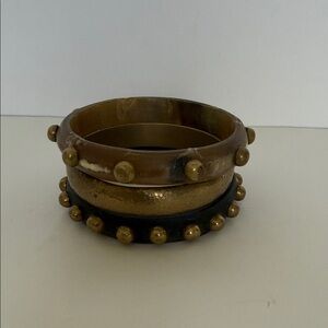 Stacked Horn and Brass Studded Bangle Bracelet Set in Brown, Black & Gold